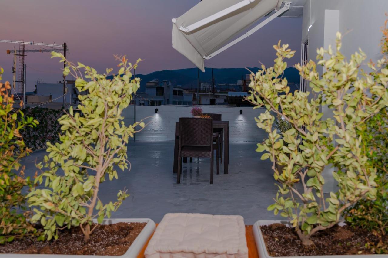 P&K Luxury Apartments 3 Каламата Екстериор снимка