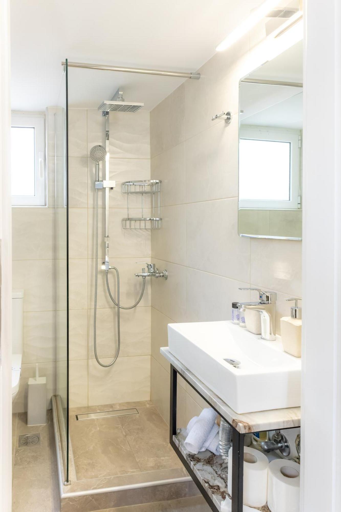 P&K Luxury Apartments 3 Каламата Екстериор снимка